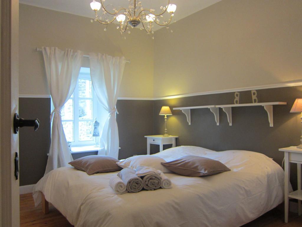 فيلا Delightful Castle In Bastogne With Bubble Bath المظهر الخارجي الصورة
